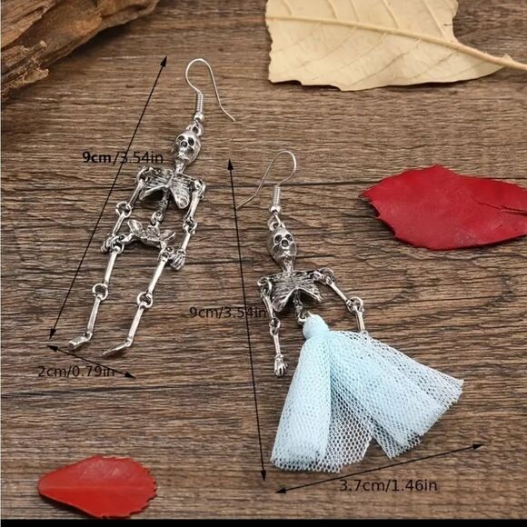 SKELETON COUPLE cute fun whimsical novelty halloween earrings - Picture 5 of 8